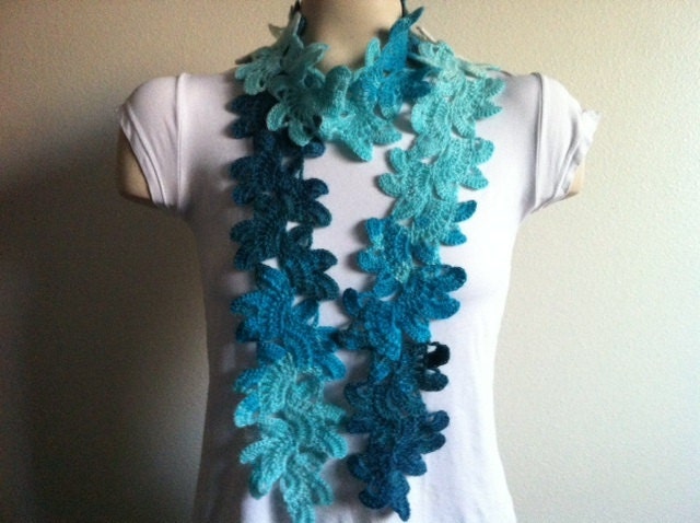 Womens Crochet Flower SCARF, Crochet Flower Neck Warmer Scarf,Usa Seller