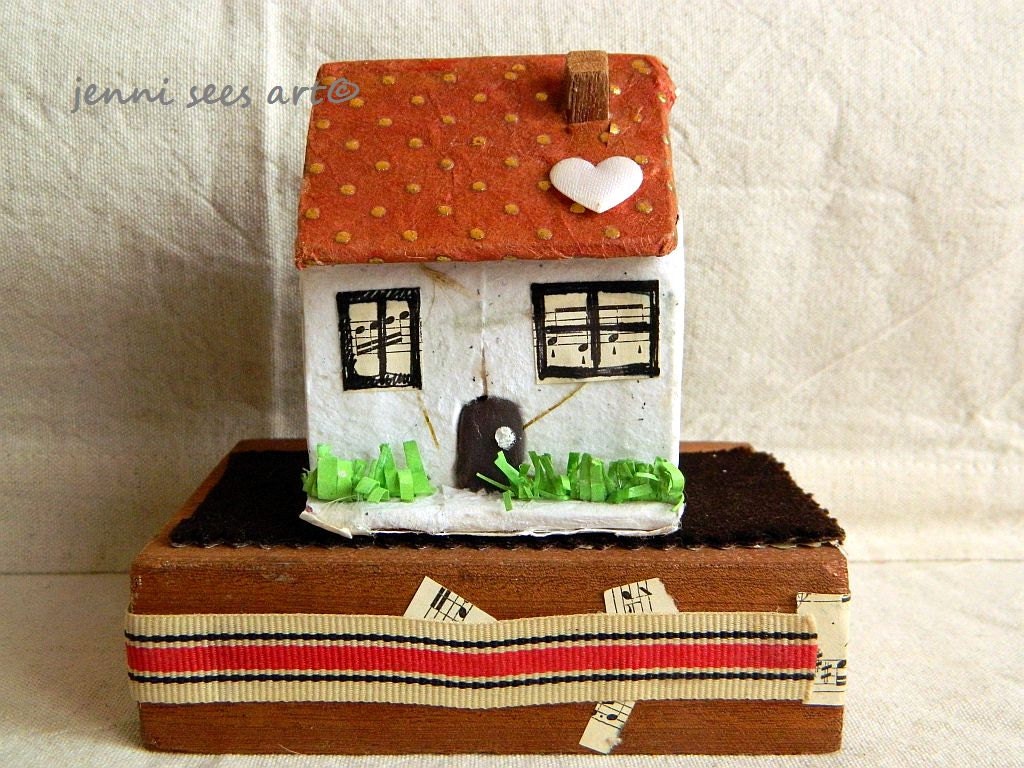 A tiny  house, for your shelf... - jenniseesart