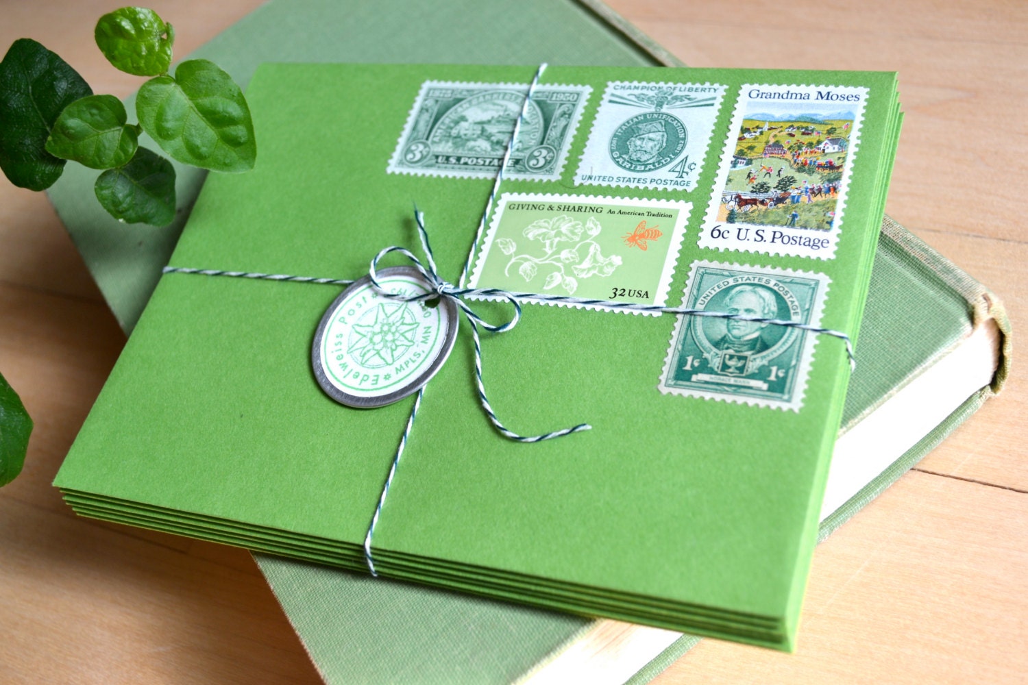 Green Greetings Postage Stationery Gift Set, Lucky Irish Leprechaun Letters, St. Patrick's Day - EdelweissPost