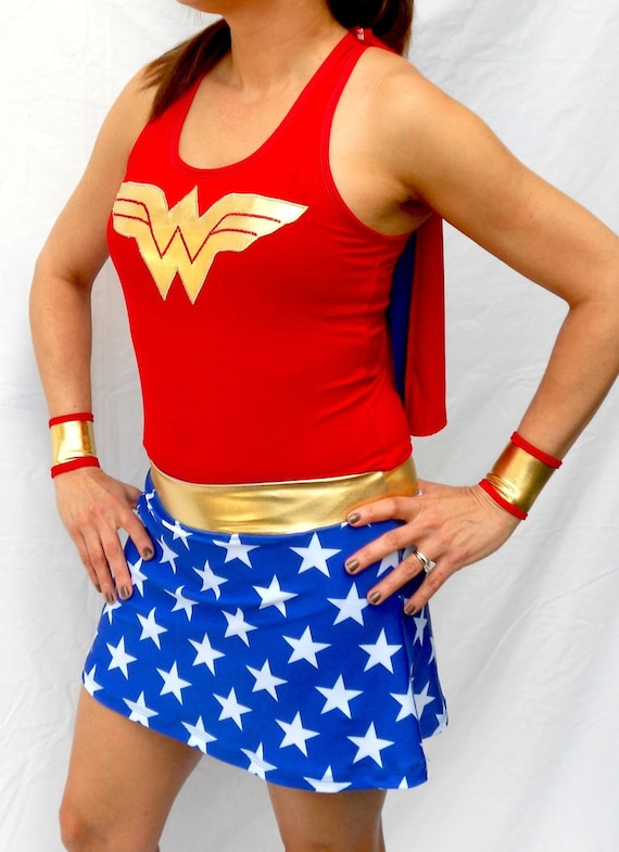 WONDER WOMAN complete running outfit with skirt