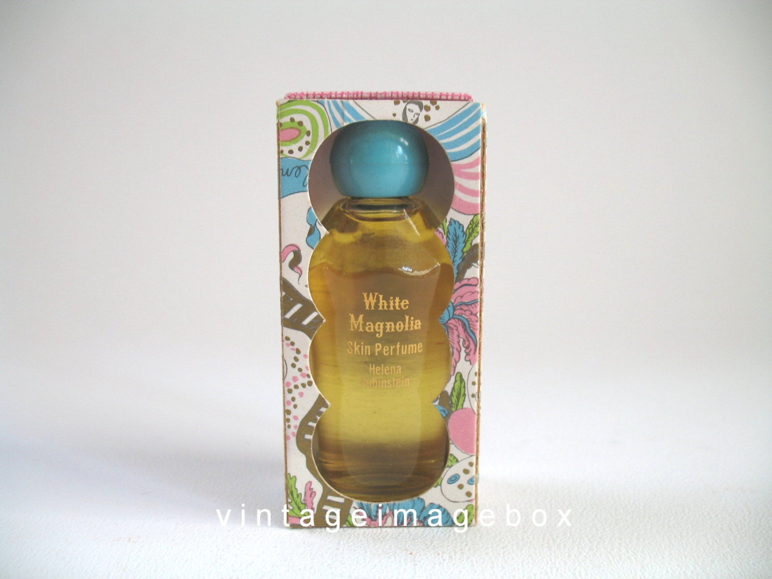 Cosmetics & Perfume: Estee lauder gift time in Estonia