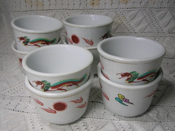 Lot of 8 Chinese Dragon Tea Cups Restaurant by CircaMundiVintage