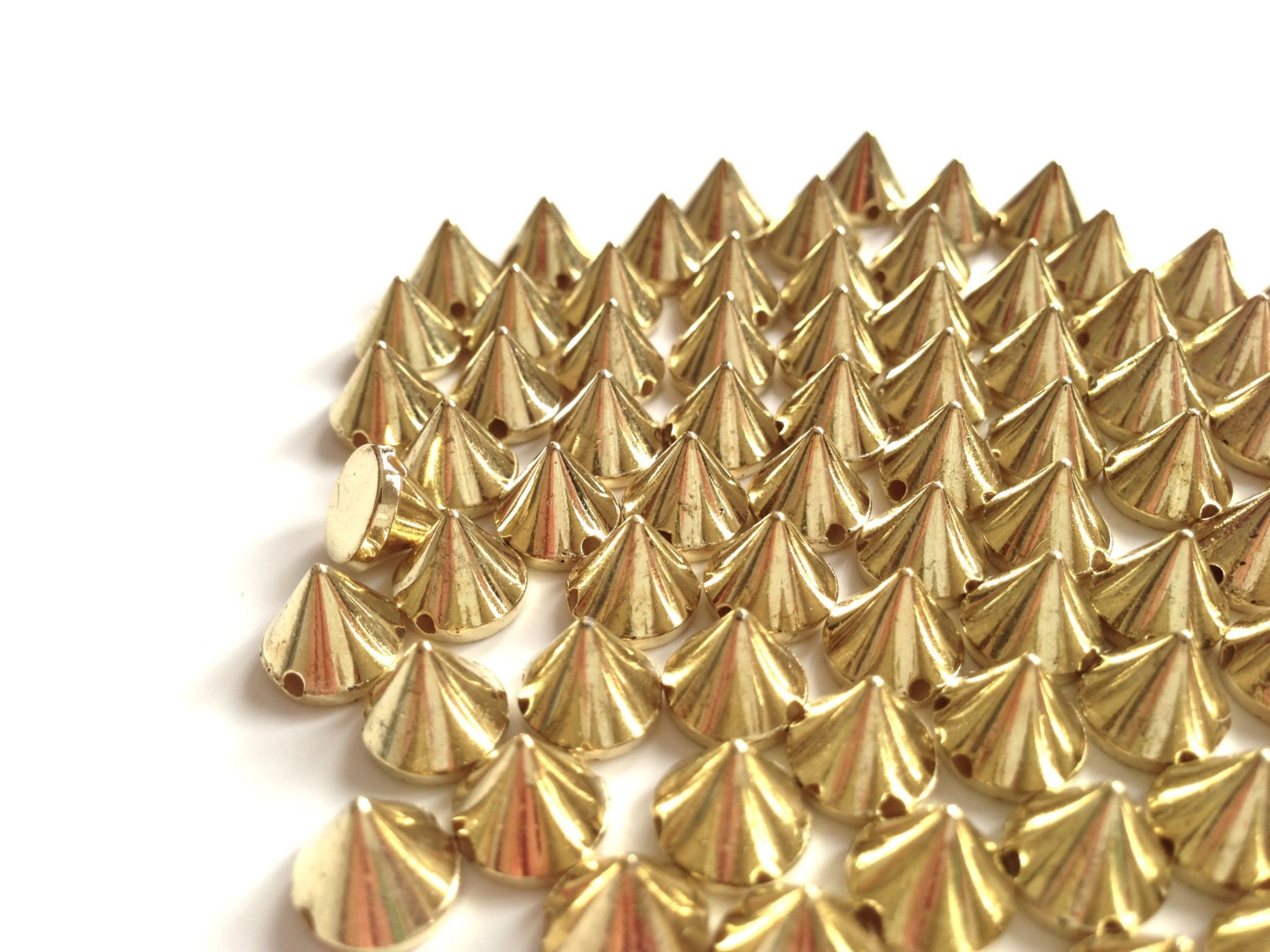 50 pcs spike studs gold metal DIY jewelry accessories