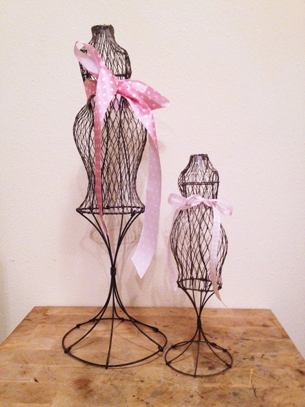 SALE Maternity Wire Dress Forms 2 SIZES Perfect by lezleelliott