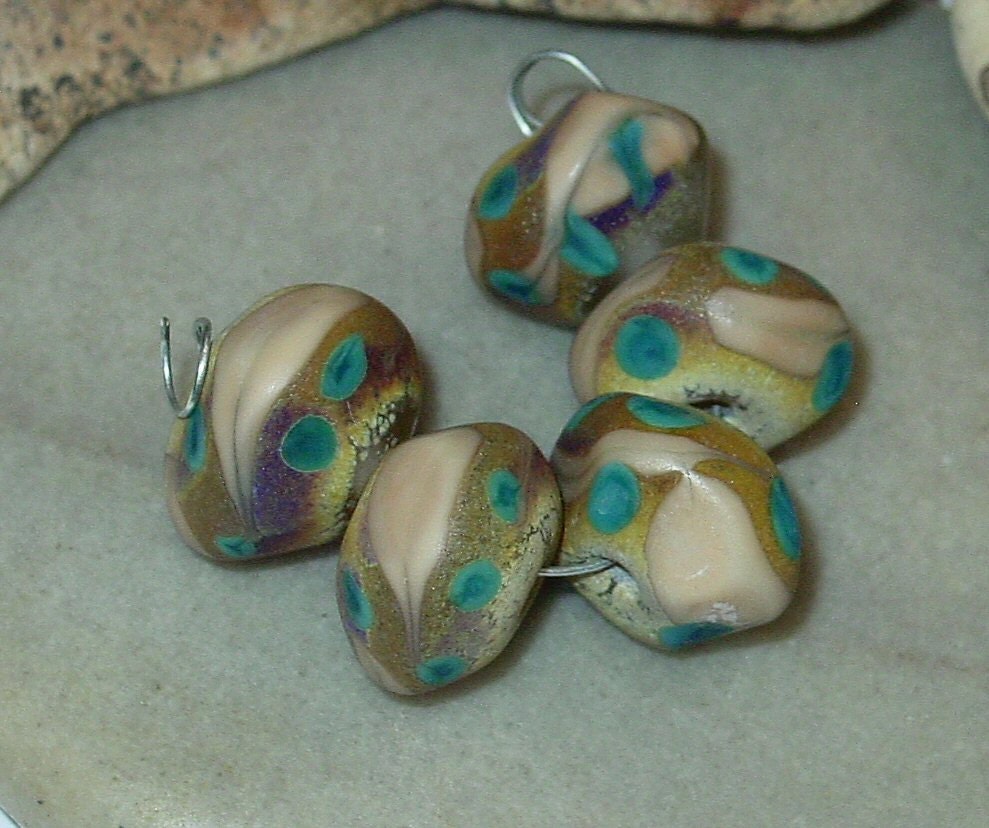 BHG Teal berries