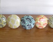 Set of 4 Poofy Round Drawer Pulls