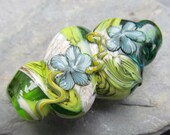 Green free-form flower bead lampwork focal