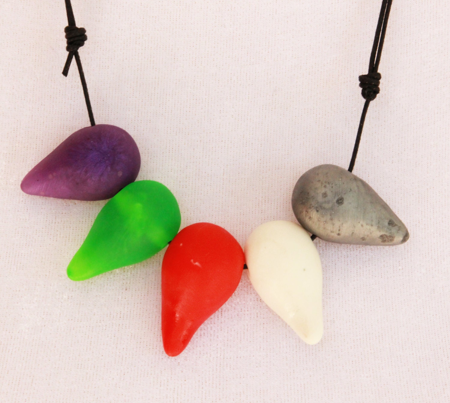 Neon lime, purple, red and silver comma bead adjustable resin necklace