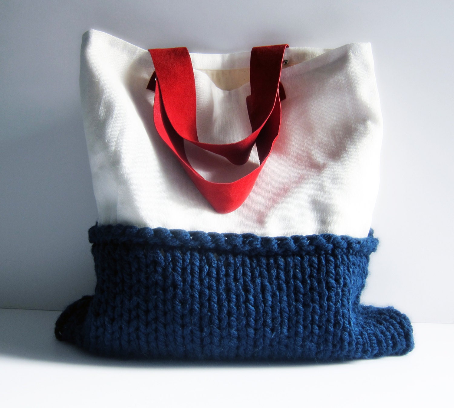 White linen tote bag navy blue chunky knit red suede leather handles nautical purse colour block memake handmade handbag