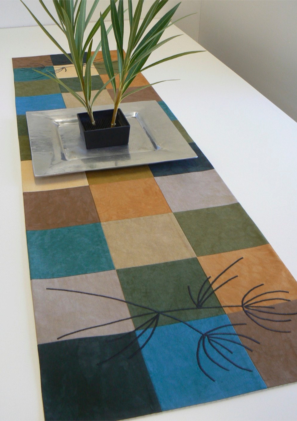 Simply Elemental Table Runner