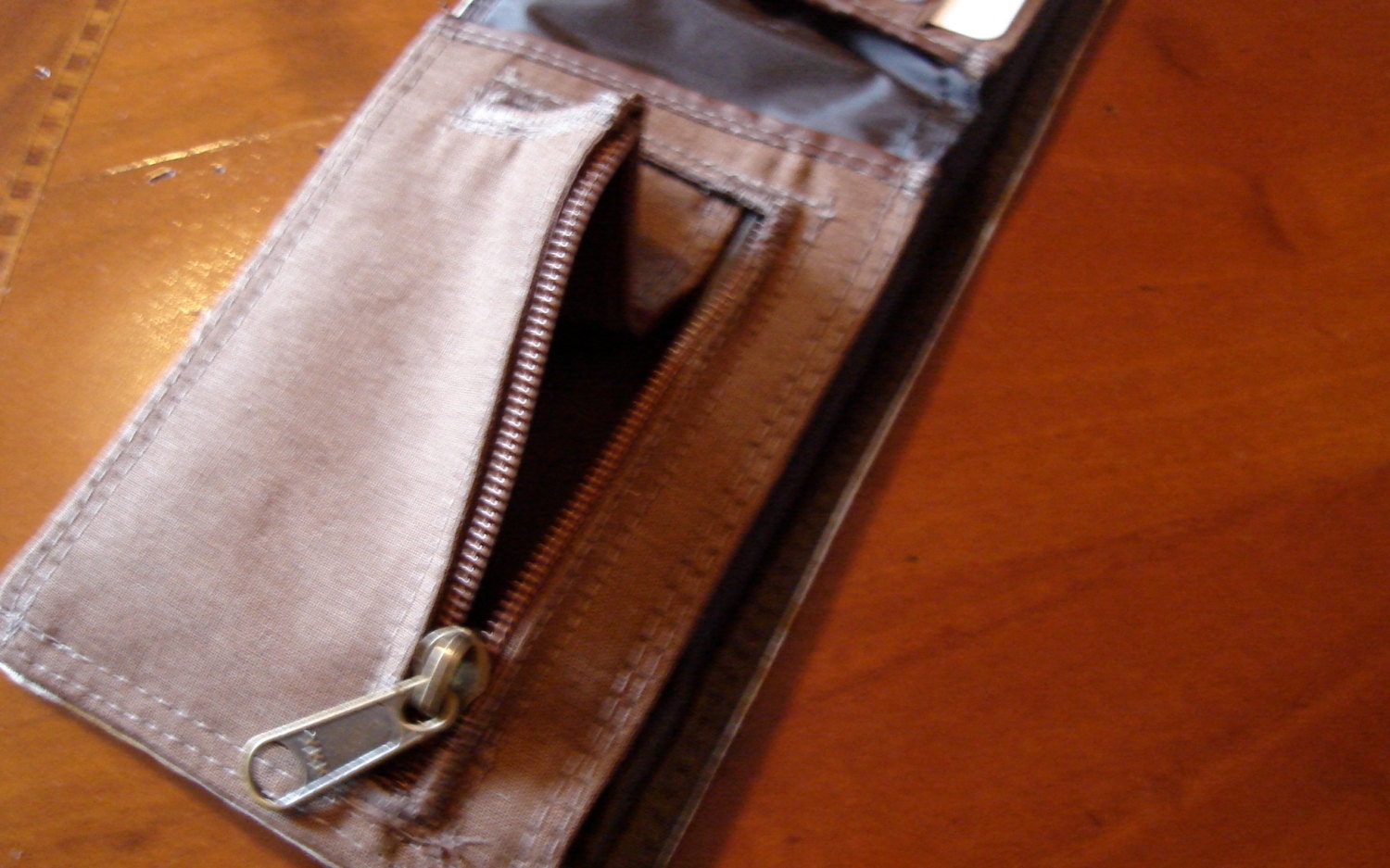 Zippered internal pocket pocket