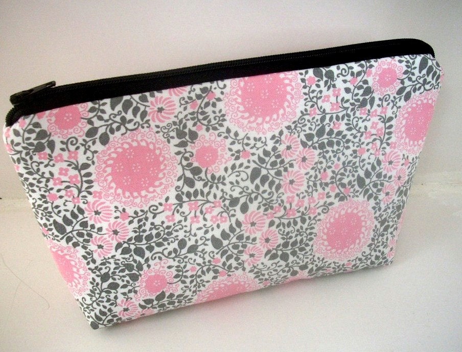Cosmetic Bag Large Pink Padded ECO Friendly Flat Bottom Zipper Pouch Clutch - Pink on Gray Leaves