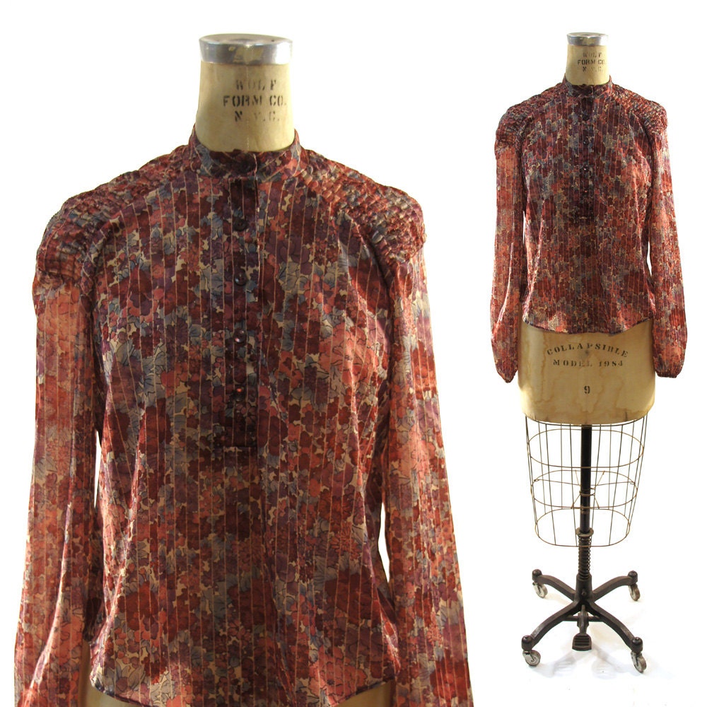 70s Bohemian Peasant Blouse / Floral Gauze
