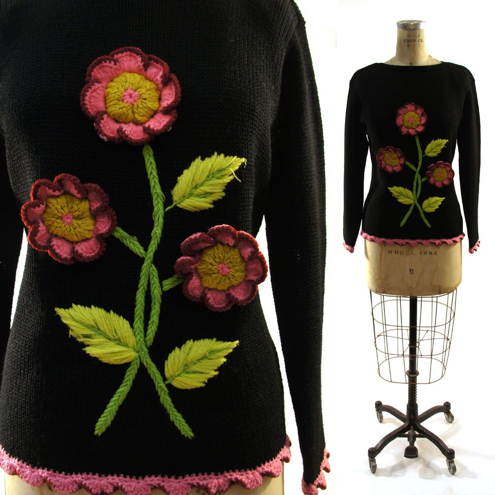 Insane 3-D Applique Flowers Sweater / 60s / 70s