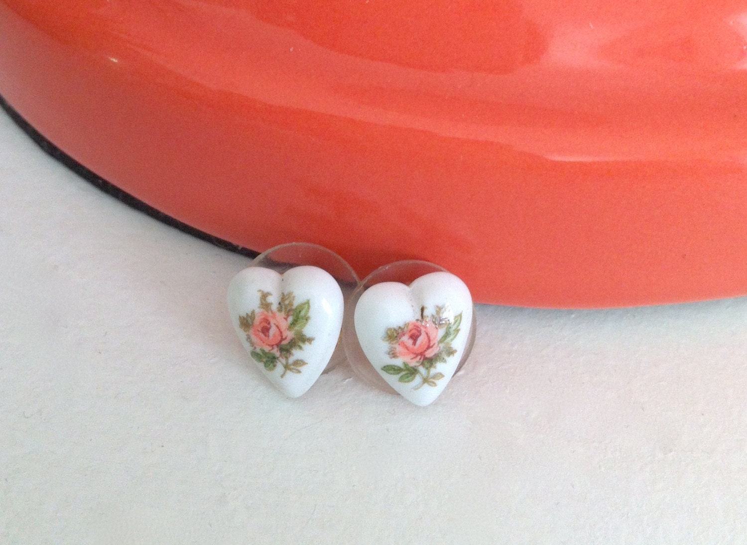 Vintage Resin Heart Earrings