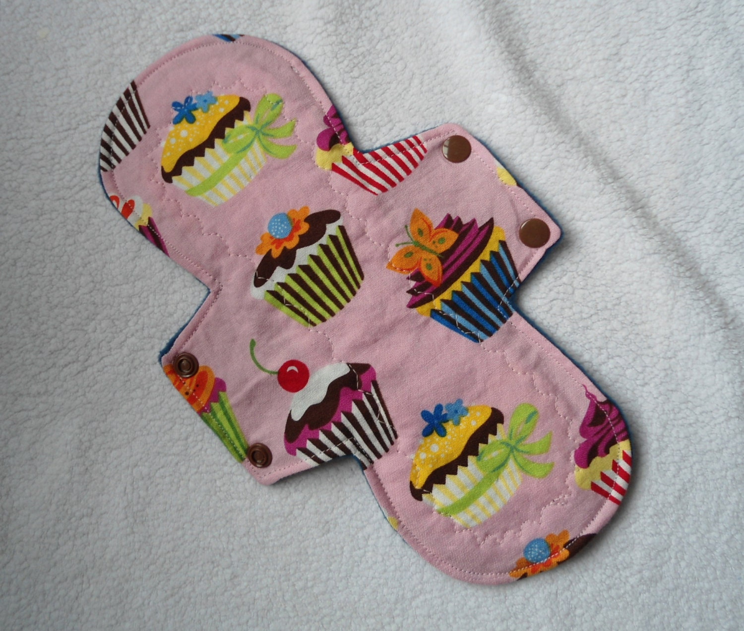 9inch Cupcakes Cotton Topped Cloth Menstrual Pad -light to average flow-