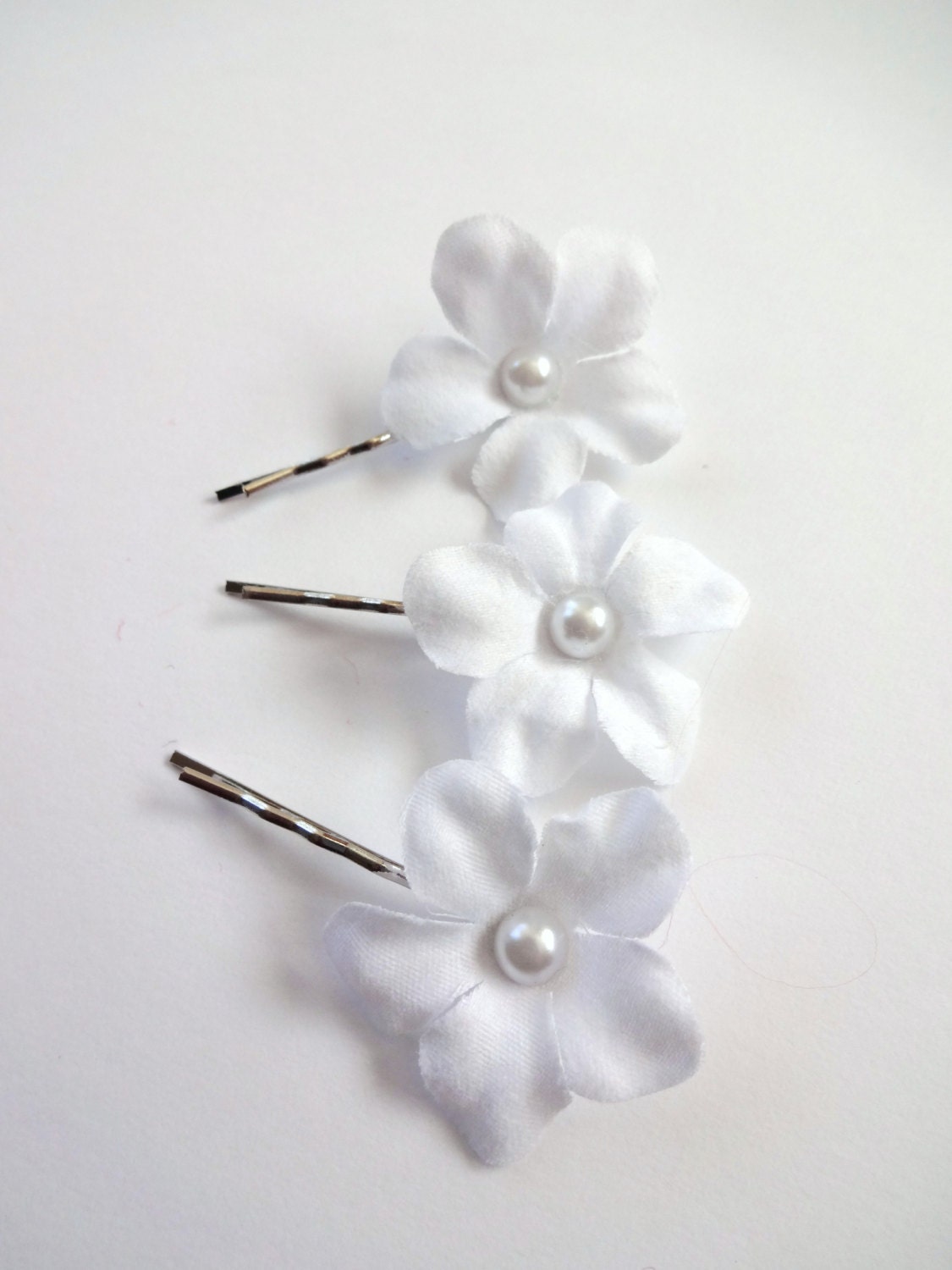 3 Small White Bridal Flowers Hair Pins