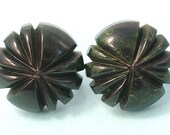 Vintage/ estate Art Deco, 1920s, 1930s dark green bakelite screw on, flower earrings - simichrome tested