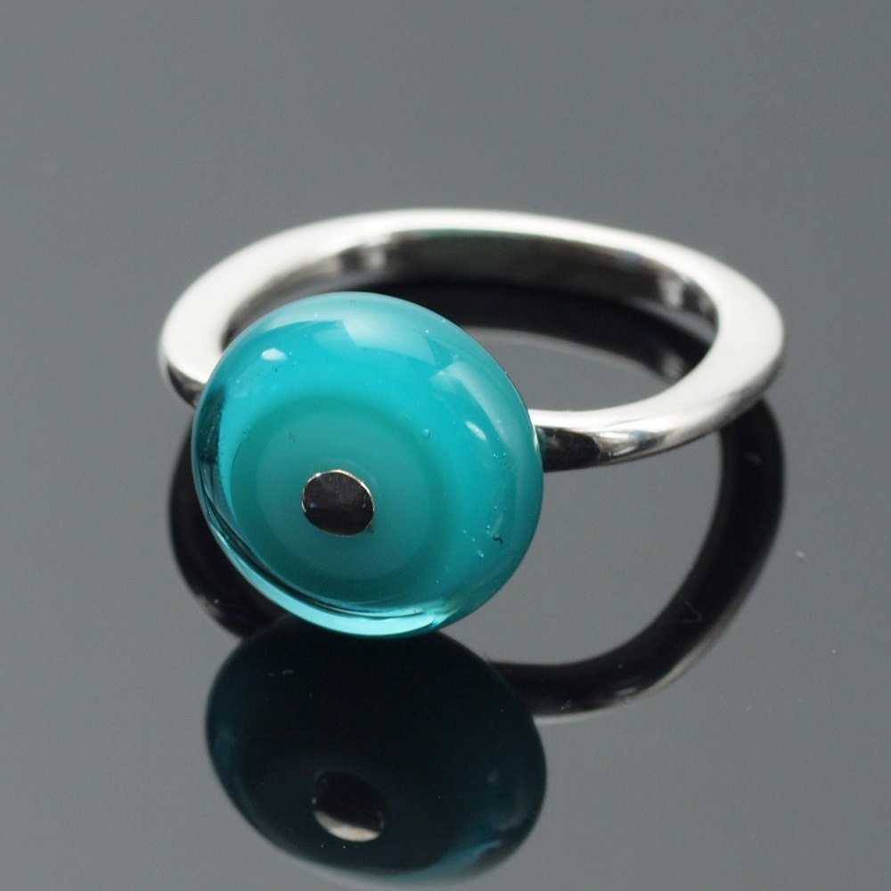 Small Glass Circle Ring in Turquoise/Teal