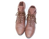 size 7.5 vintage brown leather ankle boots with CUFFs