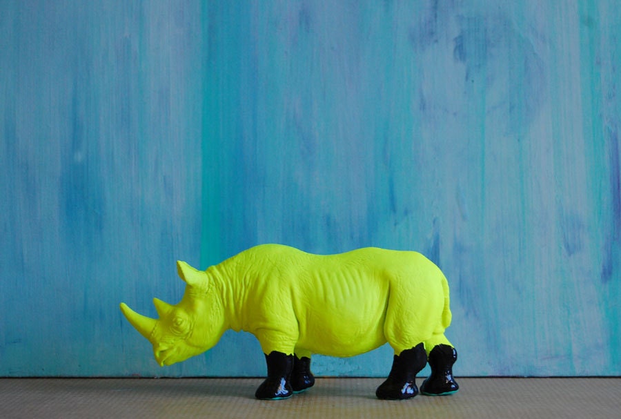 rhino - the strange planet