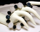 Onyx Glitterball Stretch Bracelet - SNOW BERRY