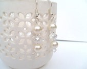 Pearl Bridesmaids Earrings, Pearl & Crystal Earrings, Pearl Beaded Earrings Custom Colours, Wedding Jewelry, Listing for 1 Pair of Earrings