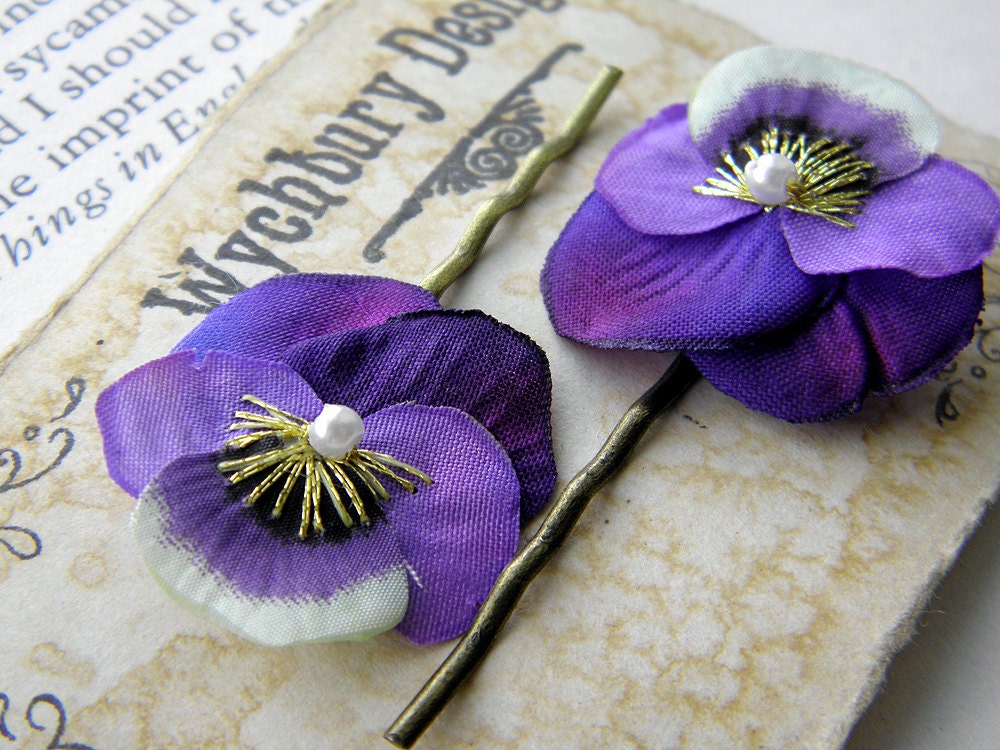 Little Violet Pansy Clips