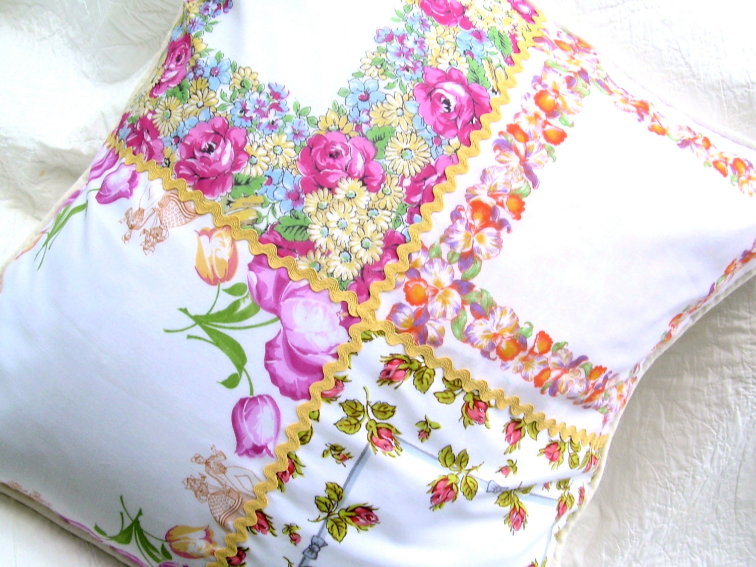 Vintage Hankie Pillow - 22"