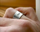 Infinity ring
