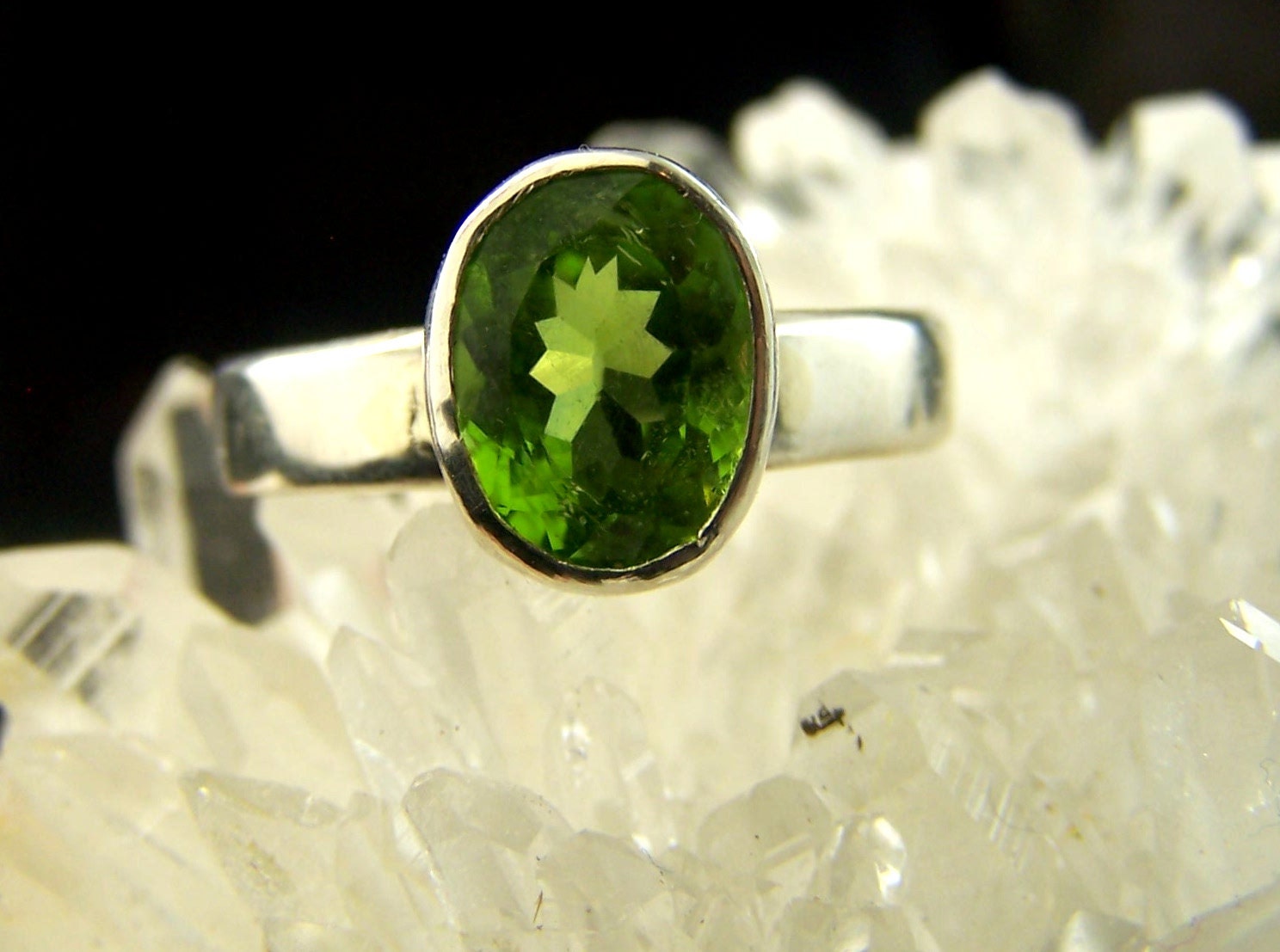 Peridot Gemstone Sterling Silver ring - size 9 .25 - sturdy ring - genuine natural Peridot oval faceted- august birthstone - mandalarain