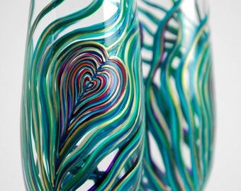 Heart Peacock Feather Champagne Flutes - Set of 2 Personalized Wedding Toasting Flutes - Hand Painted Peacock Wedding Flutes