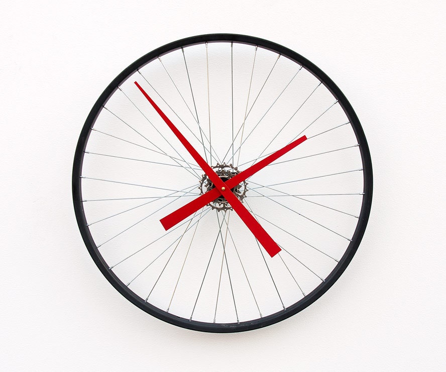 Recycled Bike Wheel clock