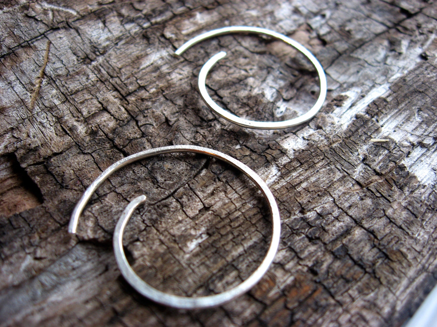 40% OFF with coupon code (2013SALE40) - Sterling Silver Heavy Gauge Earrings - Open Spiral - Large