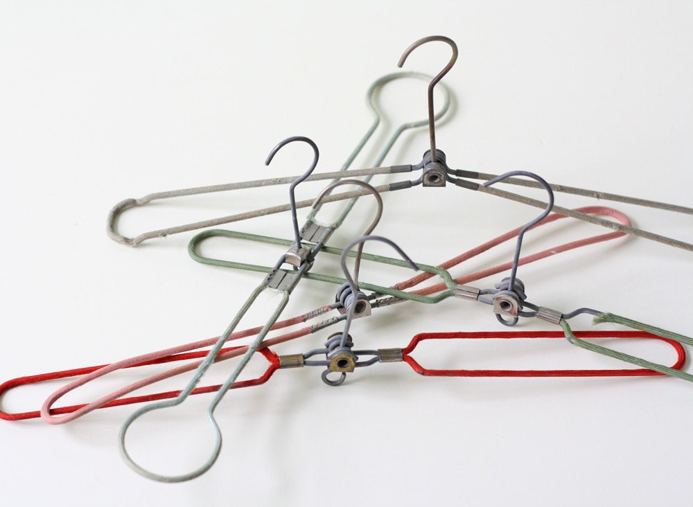 Vintage Hangers - Folding Travel Hangers - Set of 5