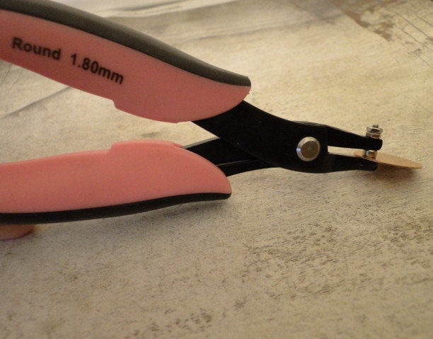 PiNK 1.8mm Hole Punch Pliers by WonderStruck Studios - metal punch for silver, copper and gold disks - includes instructions