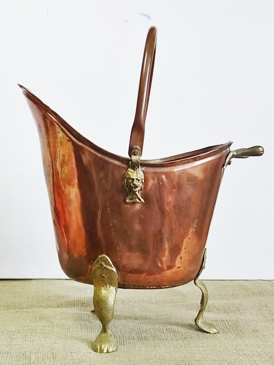 Vintage Copper Brass Fireplace Coal Ash Bucket Footed Lion Heads Feet Scuttle Planter Tall