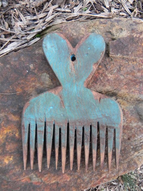 Heart FLAX Comb - OLD as Dirt Primitives from Notforgotten Farm