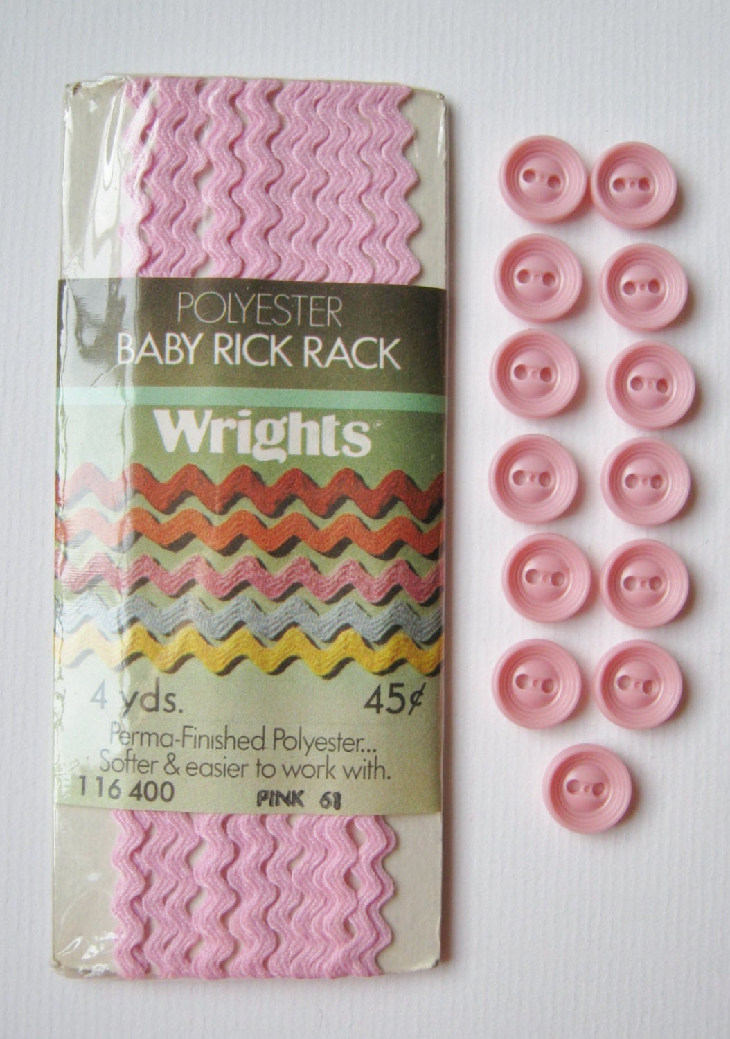Vintage Pretty in Pink Baby Rick Rack and Pink Plastic Buttons