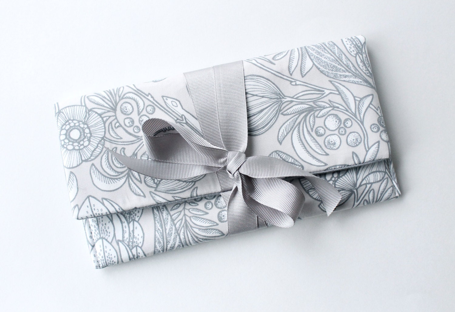 Bridesmaid Clutch Purse, Wedding Clutch, Blush Grey White, Silver Ribbon Bow, Personalized Bridesmaid Gift