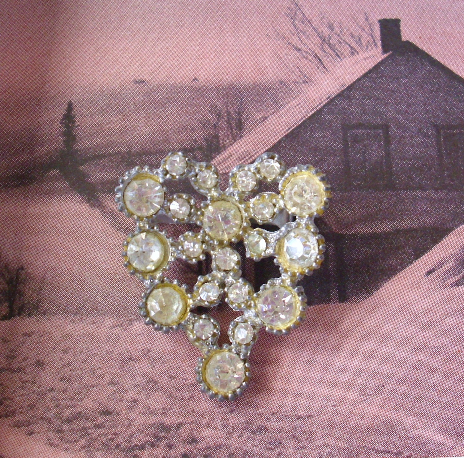 Vintage Rhinestone Pot Metal Brooch
