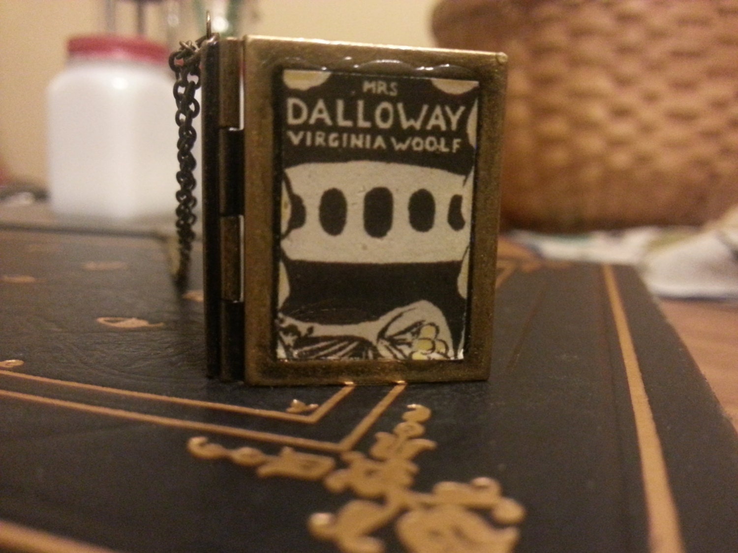 Mrs. Dalloway locket