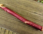 Hand Carved Crochet Hook - Maroon Size P