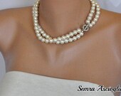 Brides bridesmaids gifts Ivory  Pearl Necklace with Swarovski Clasp