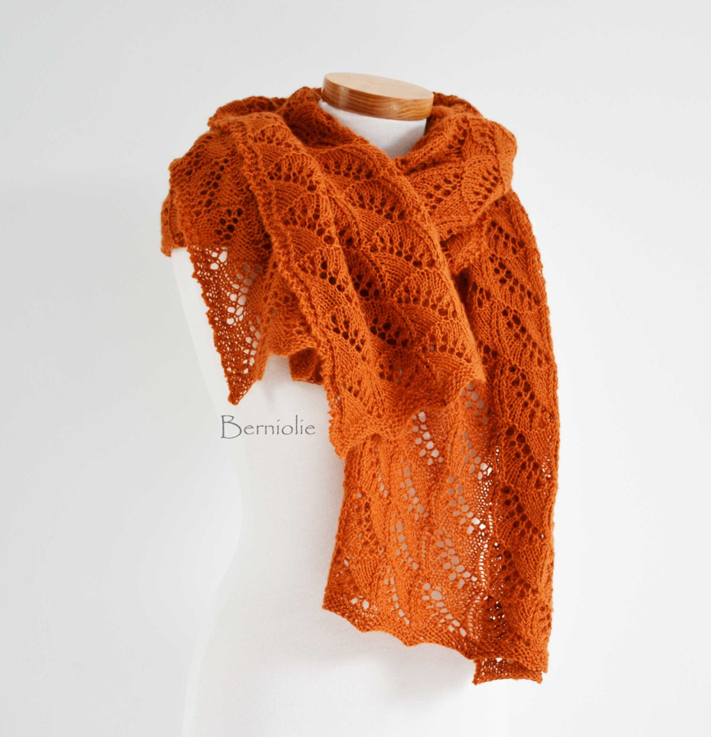 Lace knitted shawl copper, dark orange J984