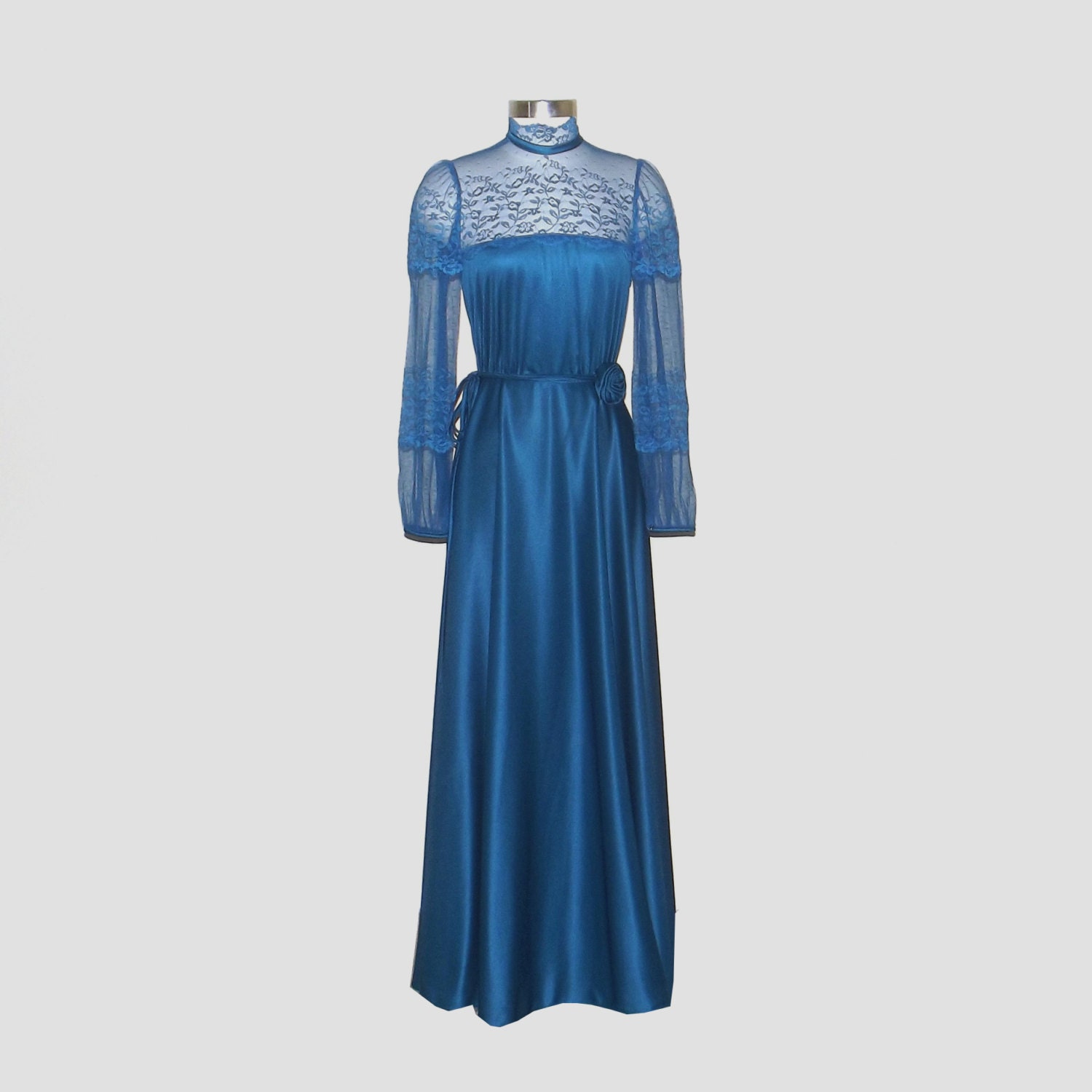1970s dress / 70s dress / extra small xs / Caribbean Blue Lace Dress