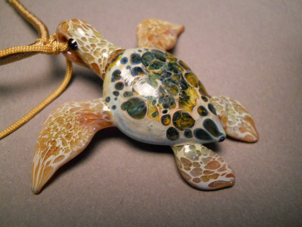Speckled  Back  Sea Turtle Series pendant necklace