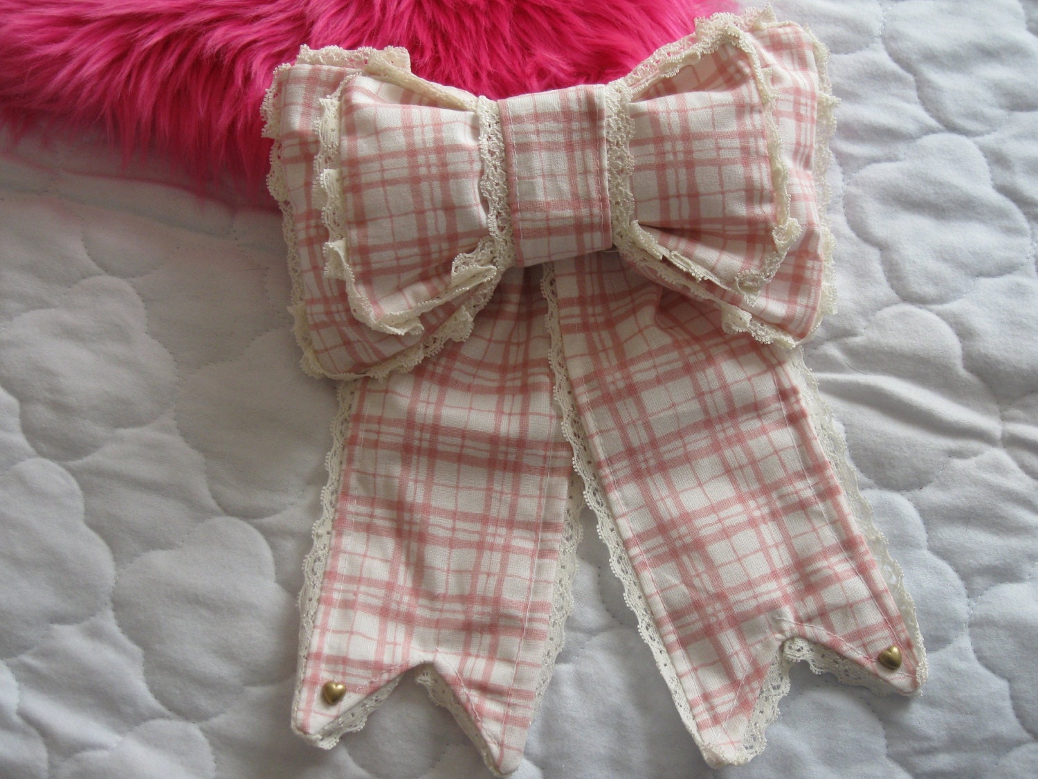bow brooch plaid pink white lolita rockabilly pin fairy kawaii womens accessory