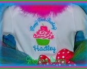 Cupcake First Birthday Onesie, You Choose Colors, Shamrock, Heart, Owl or Cupcake design, sz. 3mo.- 24 mo. Girl or Boy by Gingham Bunny