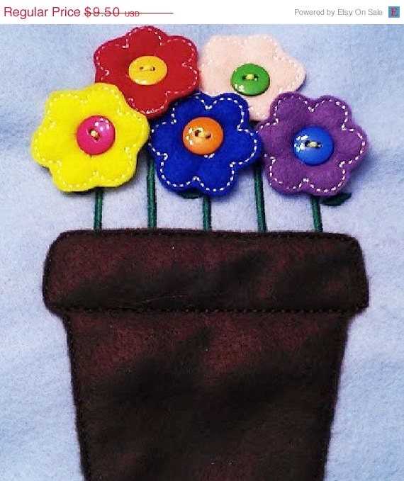 SALE Felt Learn to Button rollup with ribbon tie- educational game learning toy